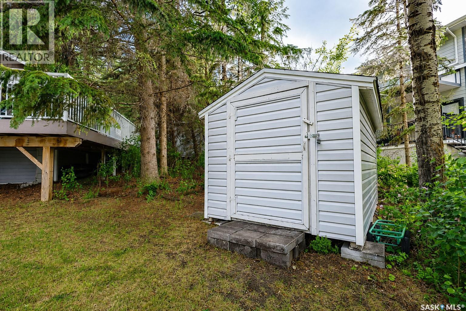 139 Carwin Park DRIVE — photo 35