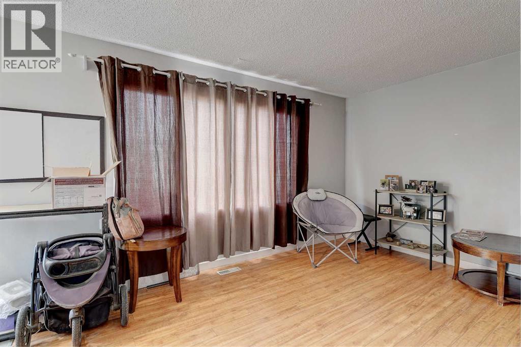 9809 98 Avenue - 3