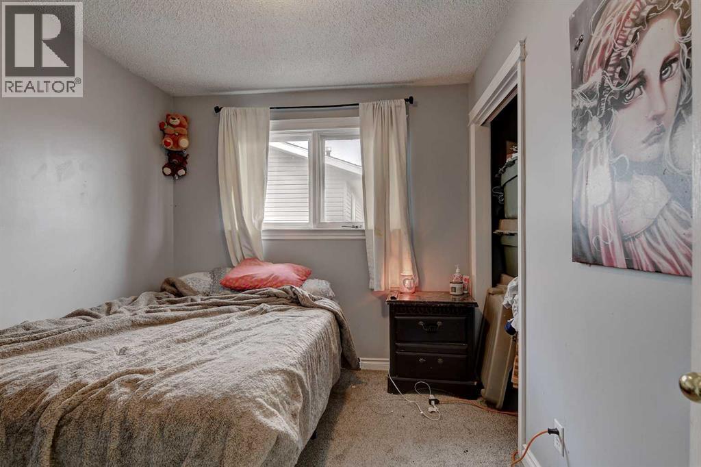 9809 98 Avenue - 32