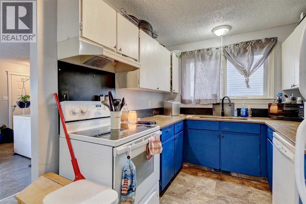 9809 98 Avenue - 37