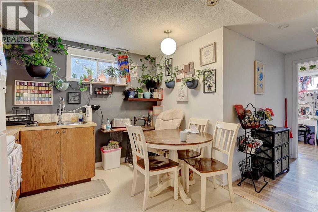 9809 98 Avenue - 45