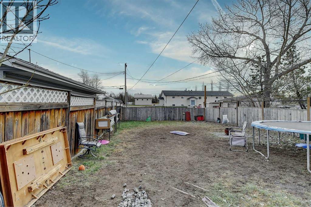 9809 98 Avenue - 49