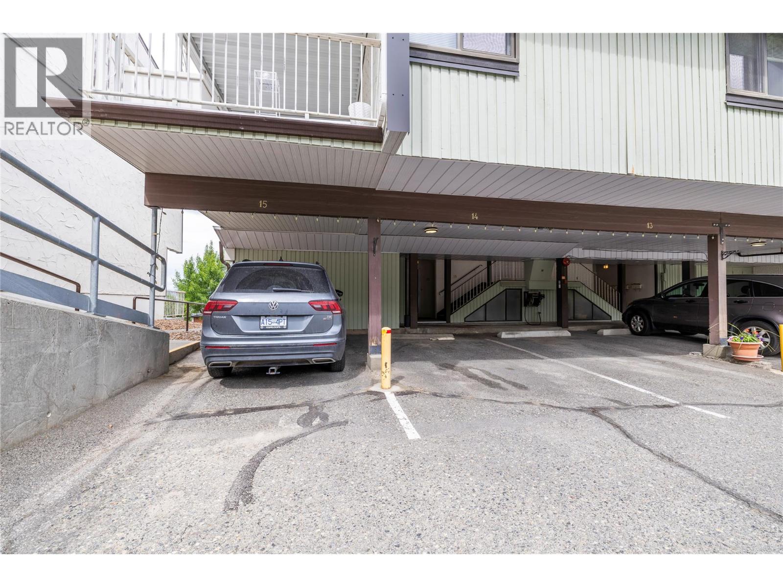 #15 137 McGill Road - 6