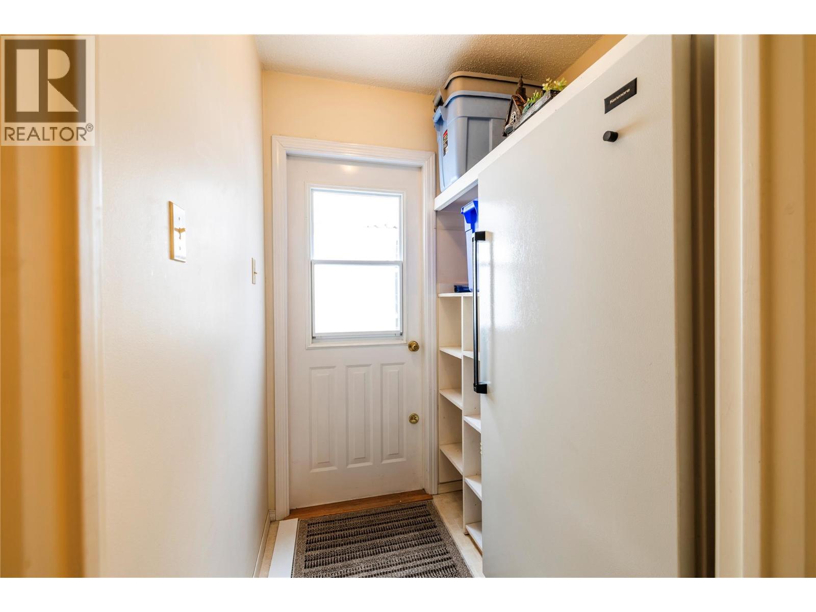 #15 137 McGill Road - 34