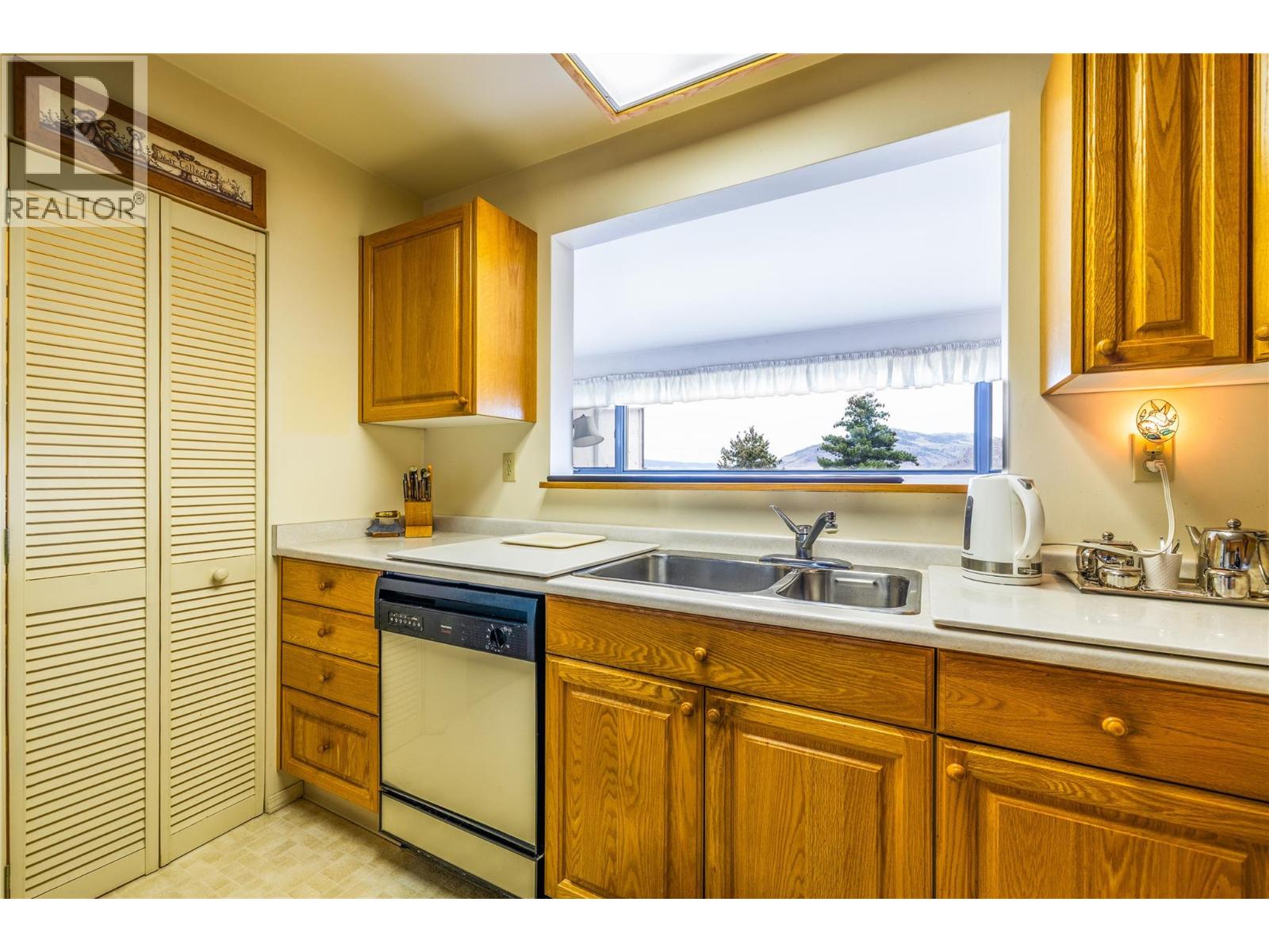 #15 137 McGill Road - Image 12