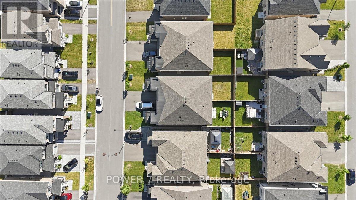 94 CONARTY CRESCENT - 31