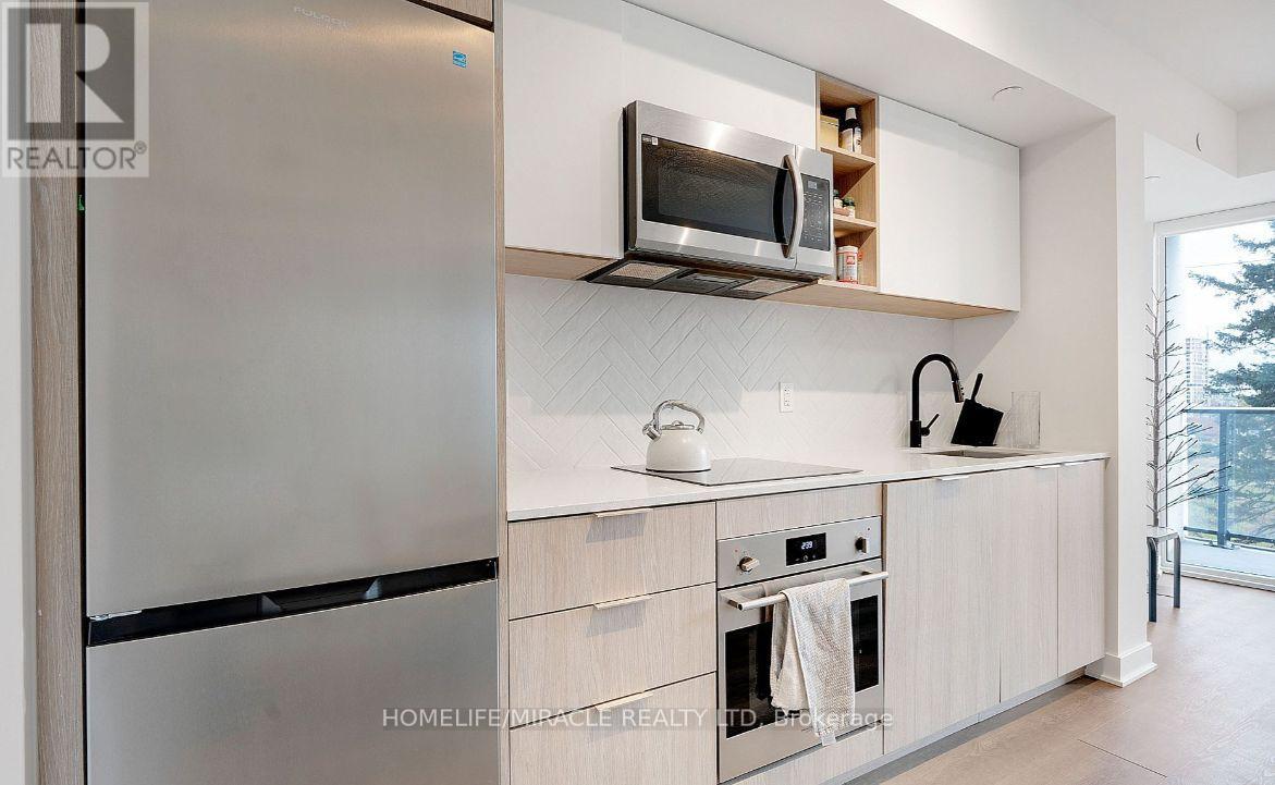 #320 36 ZORRA STREET - 12