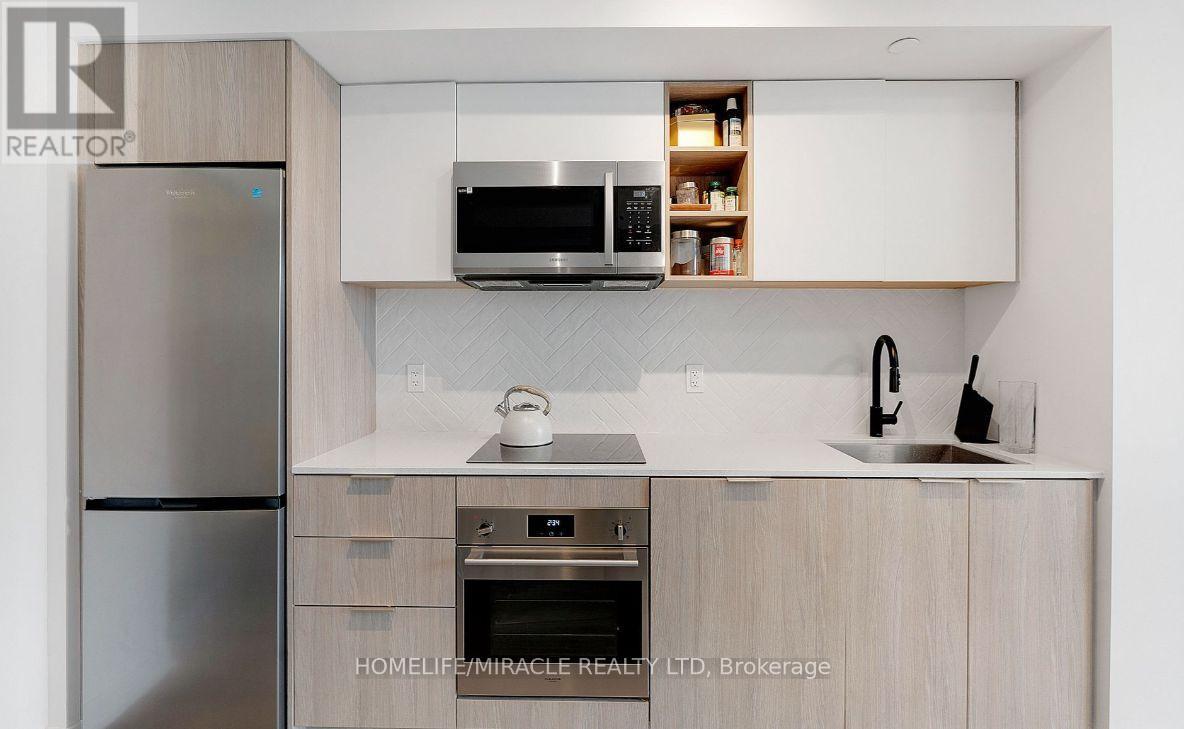#320 36 ZORRA STREET - 9