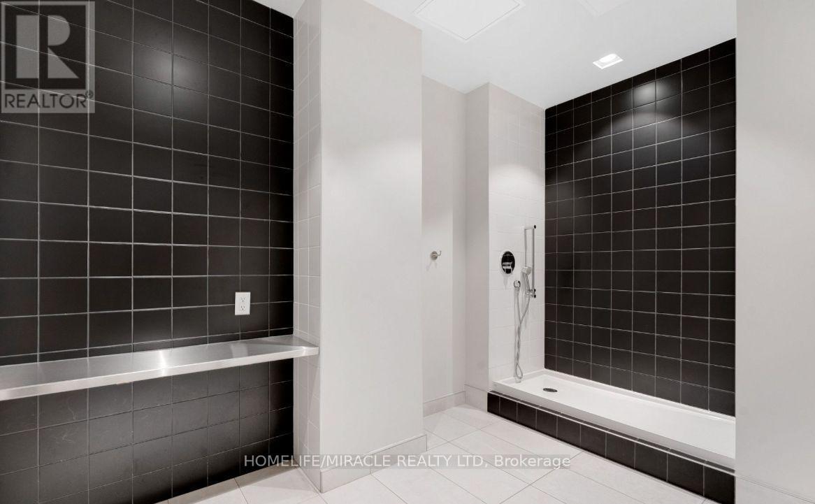 #320 36 ZORRA STREET - 24