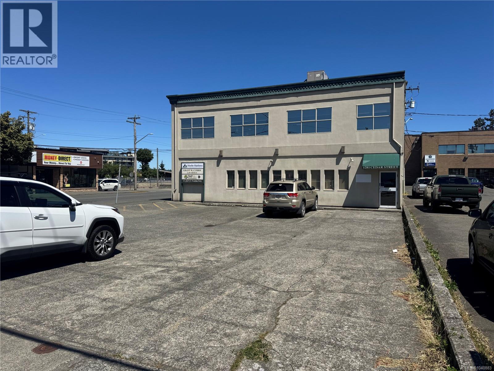 B 475 13th Ave, Campbell River — photo 2