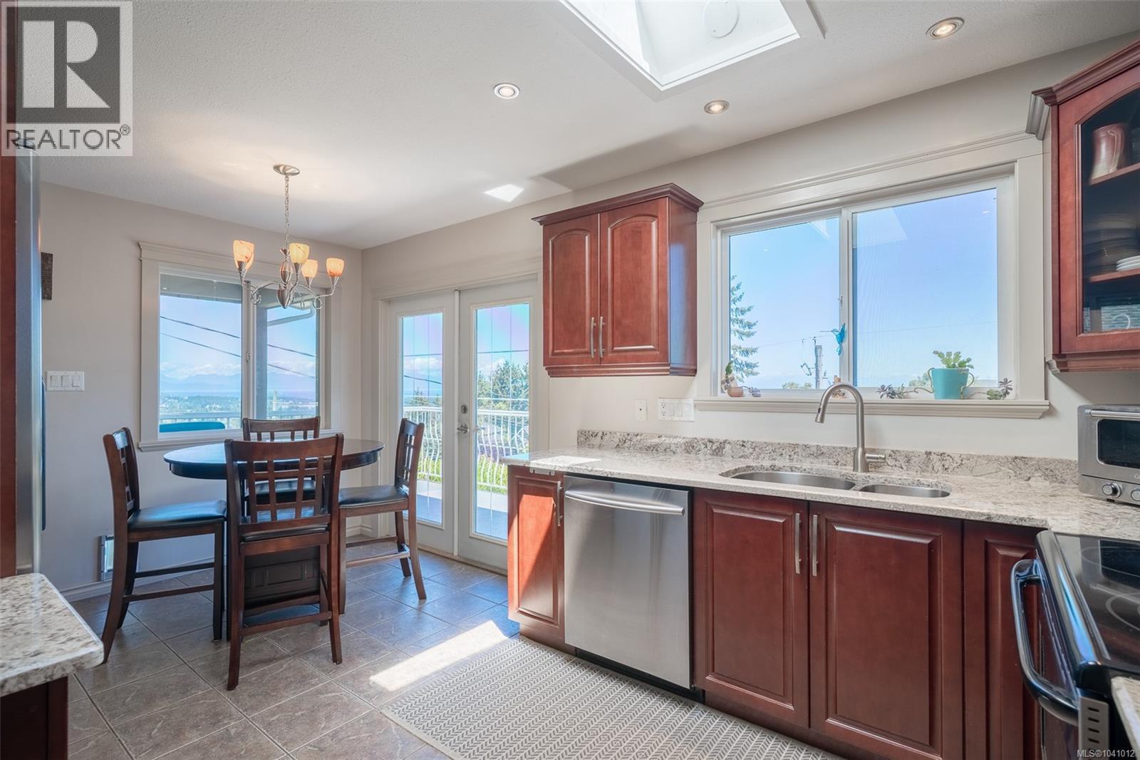 375 Cariboo Dr - 39