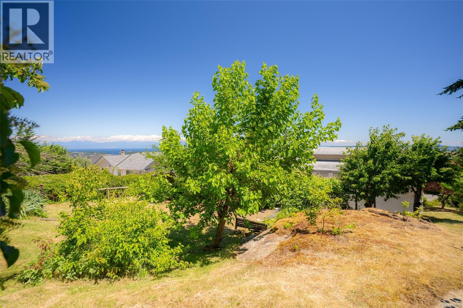 375 Cariboo Dr - 55