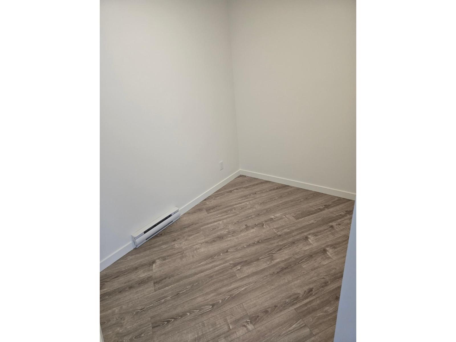 2 Bed, 1 Bath Apartment for Sale in Surrey – 521 13968 LAUREL DRIVE, Surrey – MLS# R3137933 - Image 7