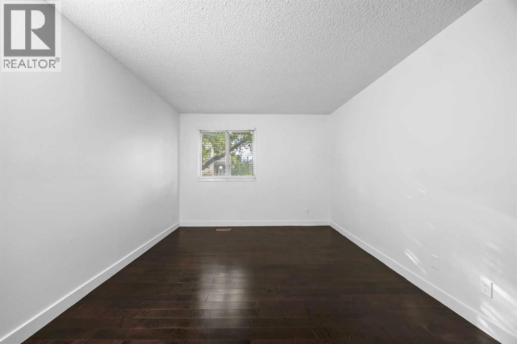 #301 1540 29 Street NW - 15