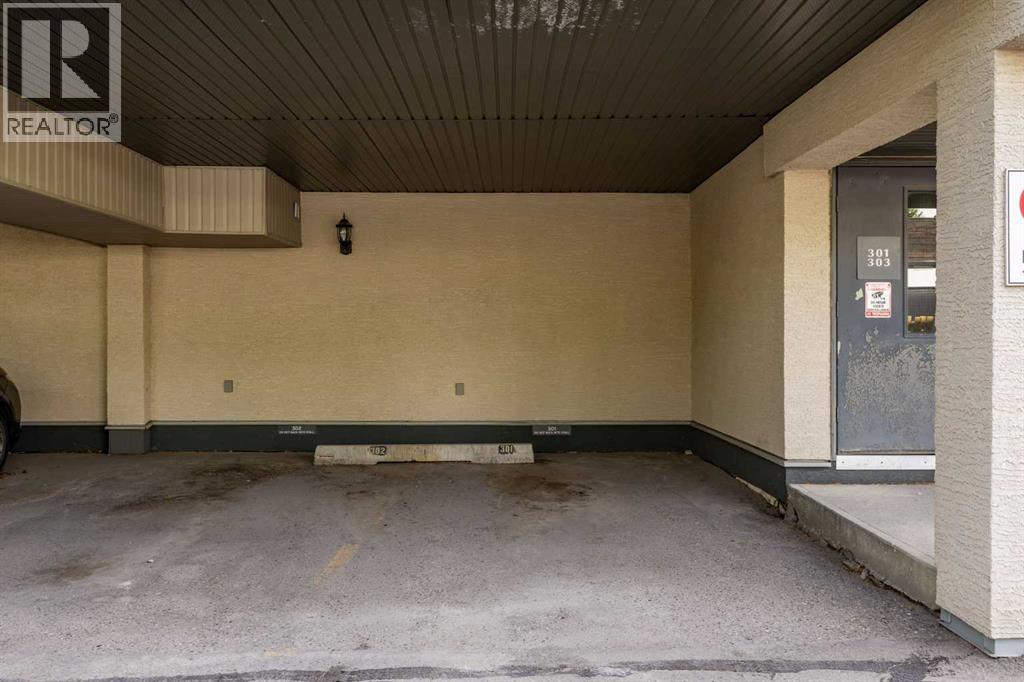 #301 1540 29 Street NW - 33