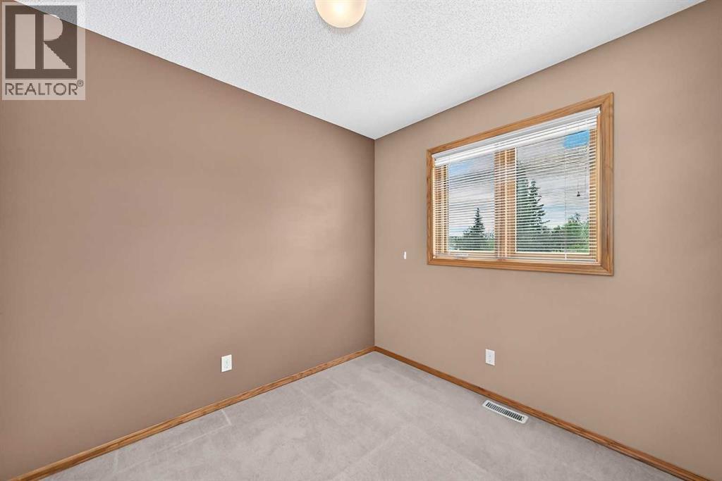 Another image of the bedroom