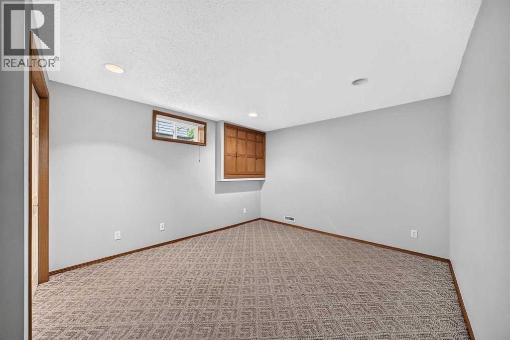 Another bedroom