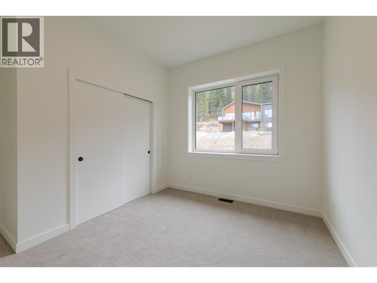 1654 HOWSE PASS - 33