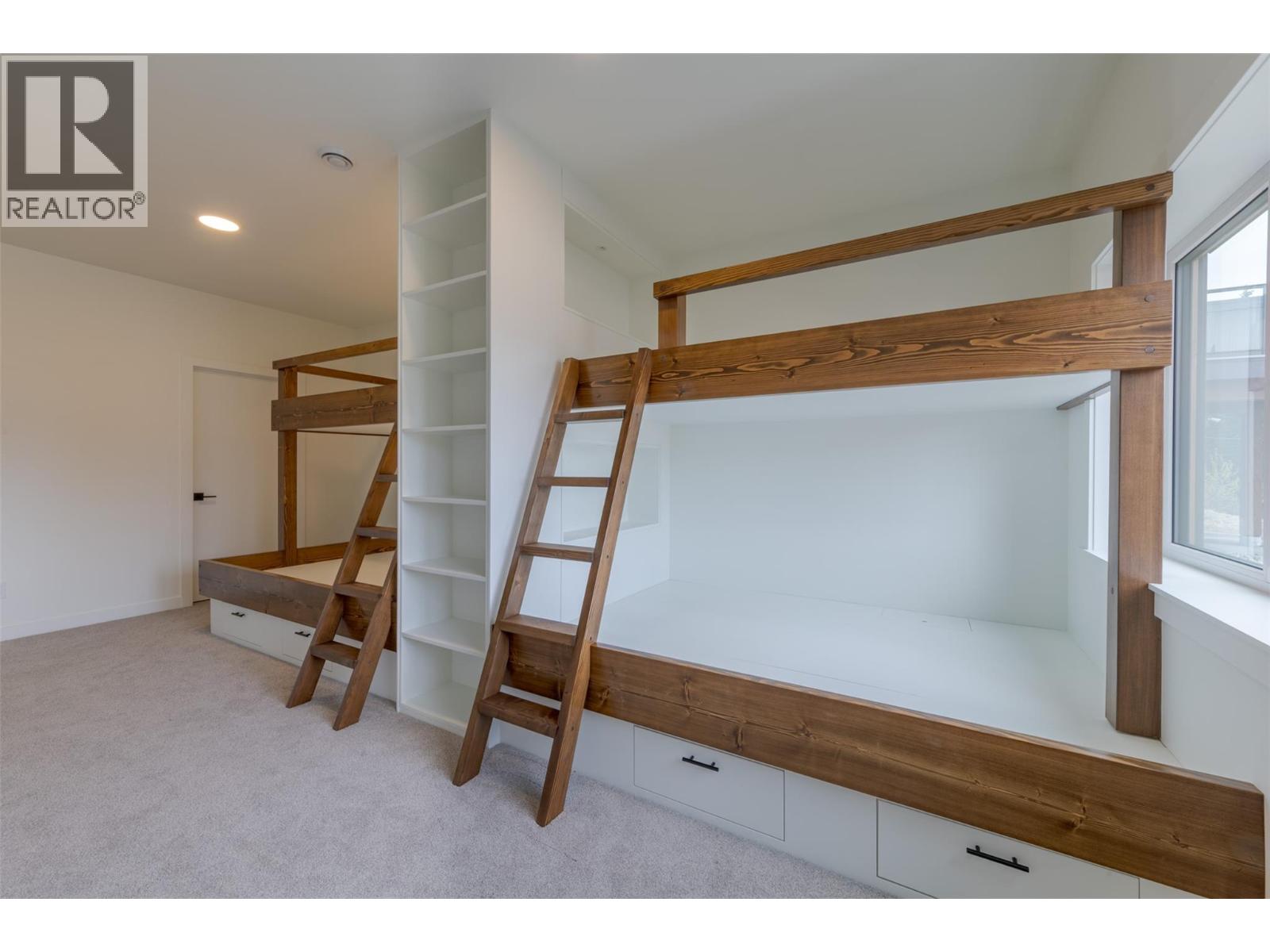 1654 HOWSE PASS - 41
