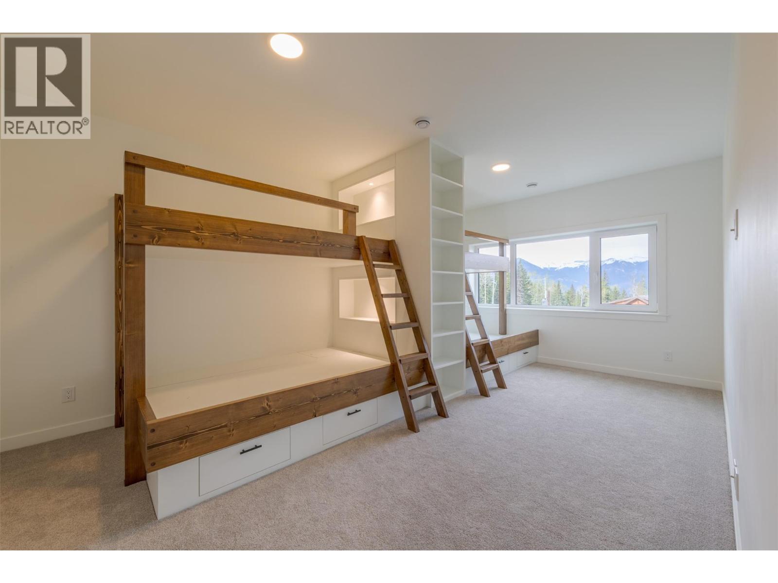 1654 HOWSE PASS - 39