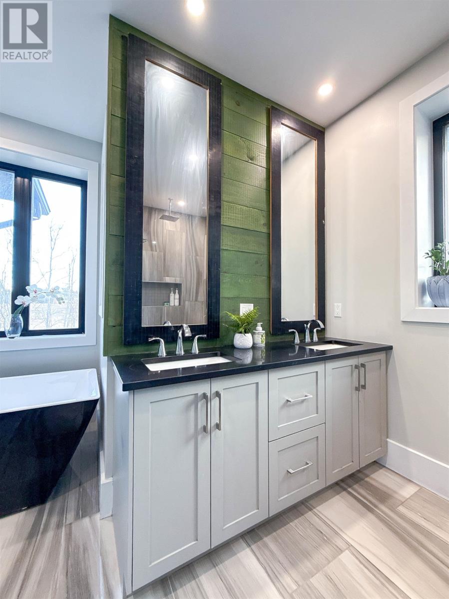 151 Sunset Drive - 26