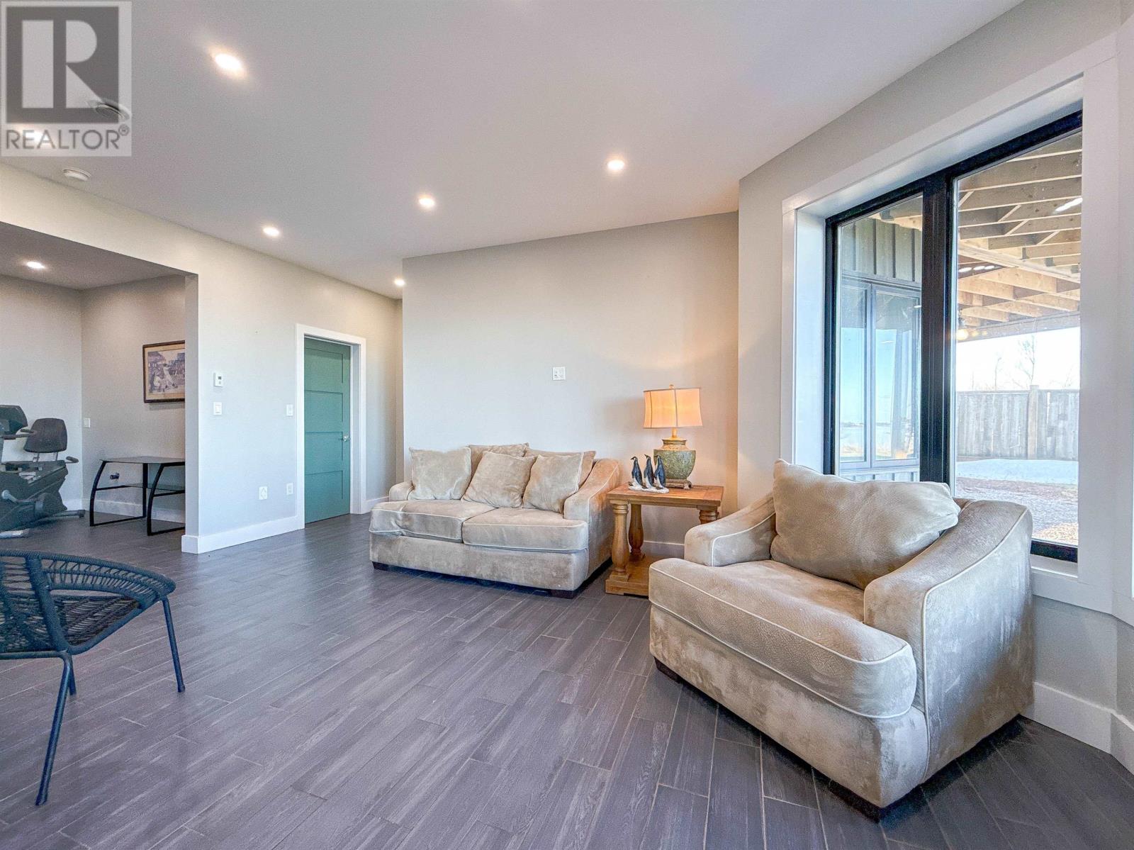 151 Sunset Drive - 32