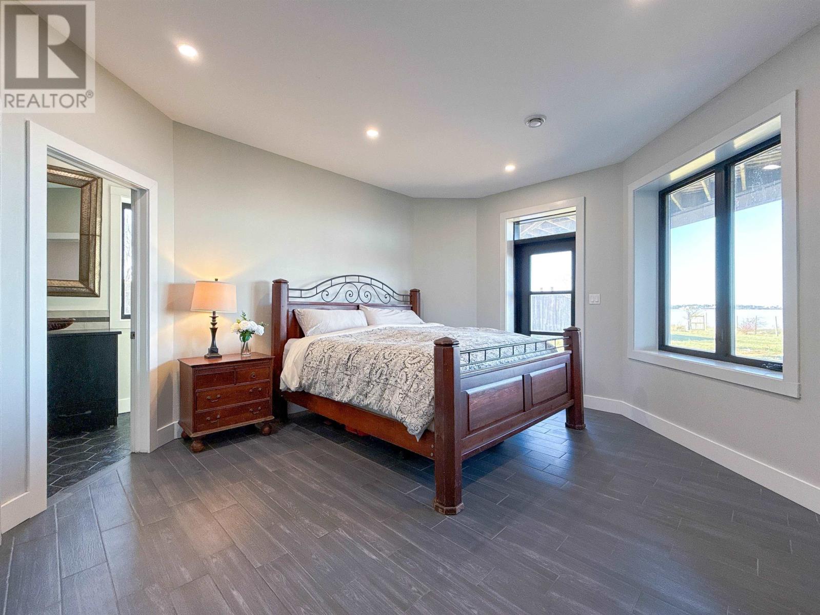 151 Sunset Drive - 37