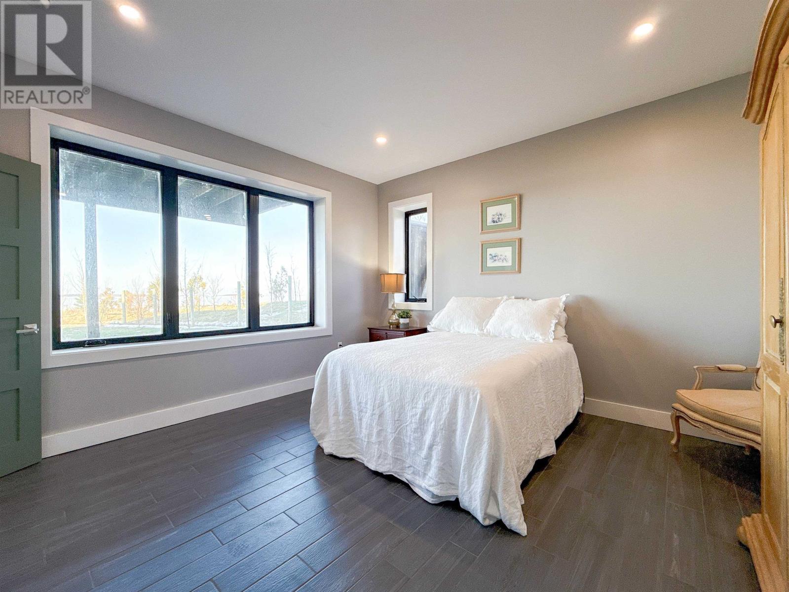 151 Sunset Drive - 34