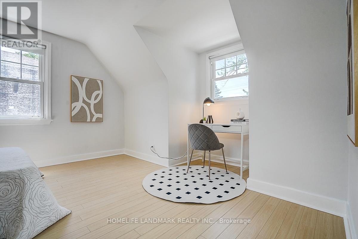 335 WILLOWDALE AVENUE - 33