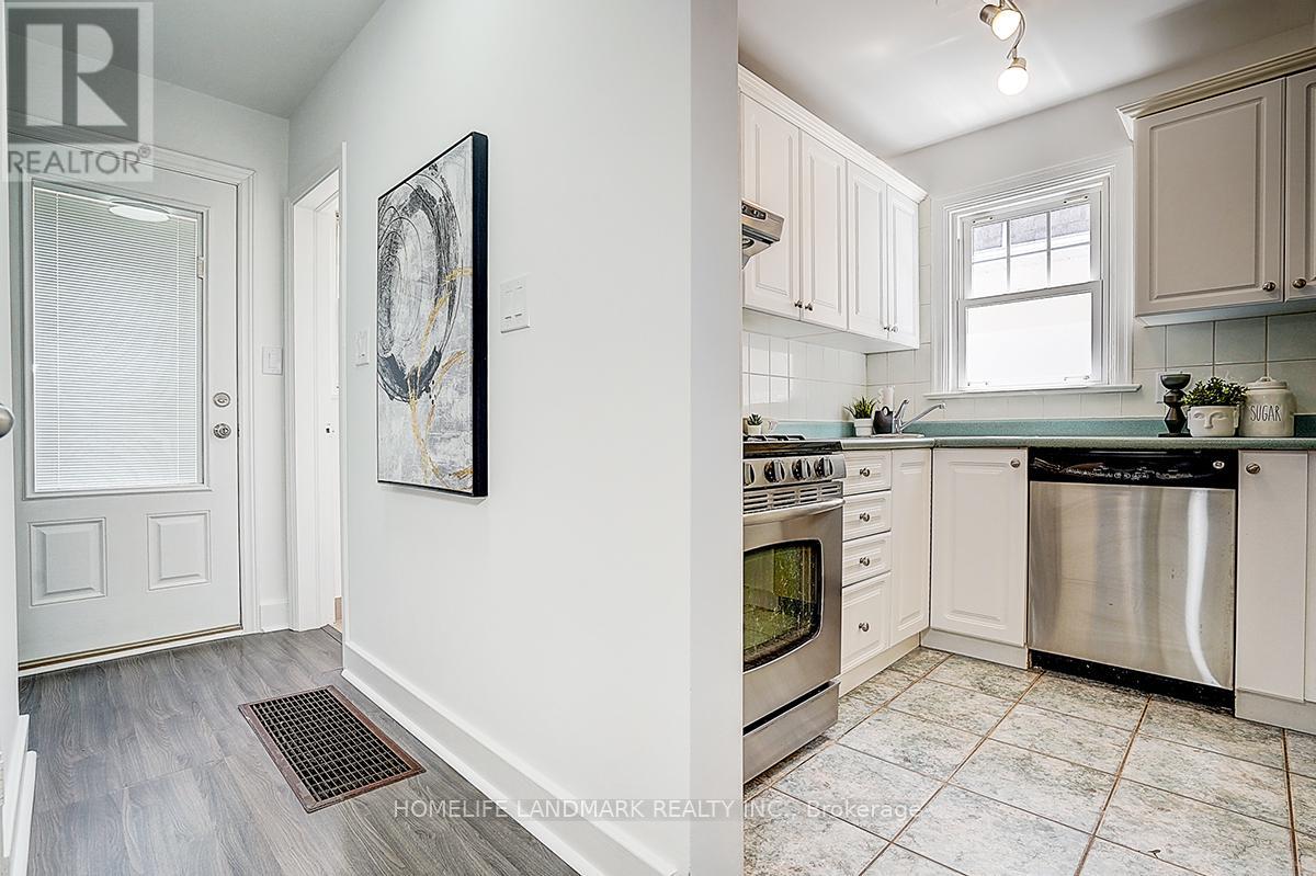 335 WILLOWDALE AVENUE - 21