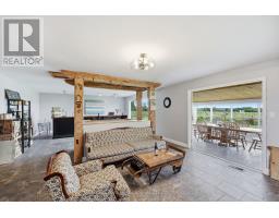 9656 Loyalist Parkway, Greater Napanee, ON K0H1G0 Photo 17