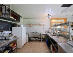 9656 Loyalist Parkway, Greater Napanee, ON K0H1G0 Photo 28