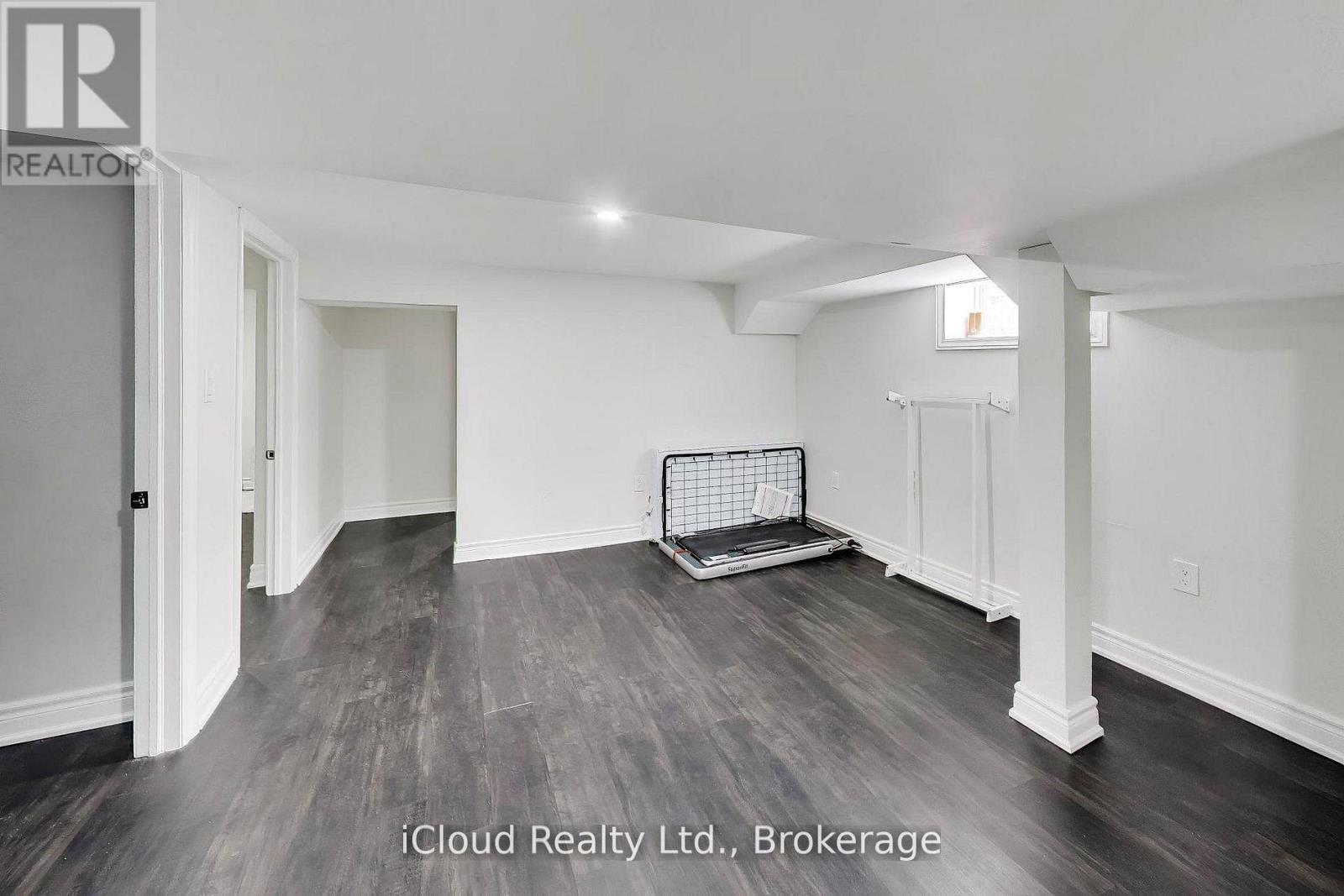 16175 JANE STREET - 33