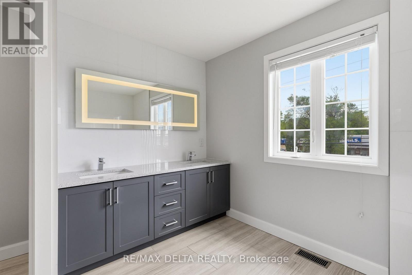 1791 QUEENSDALE AVENUE - 23