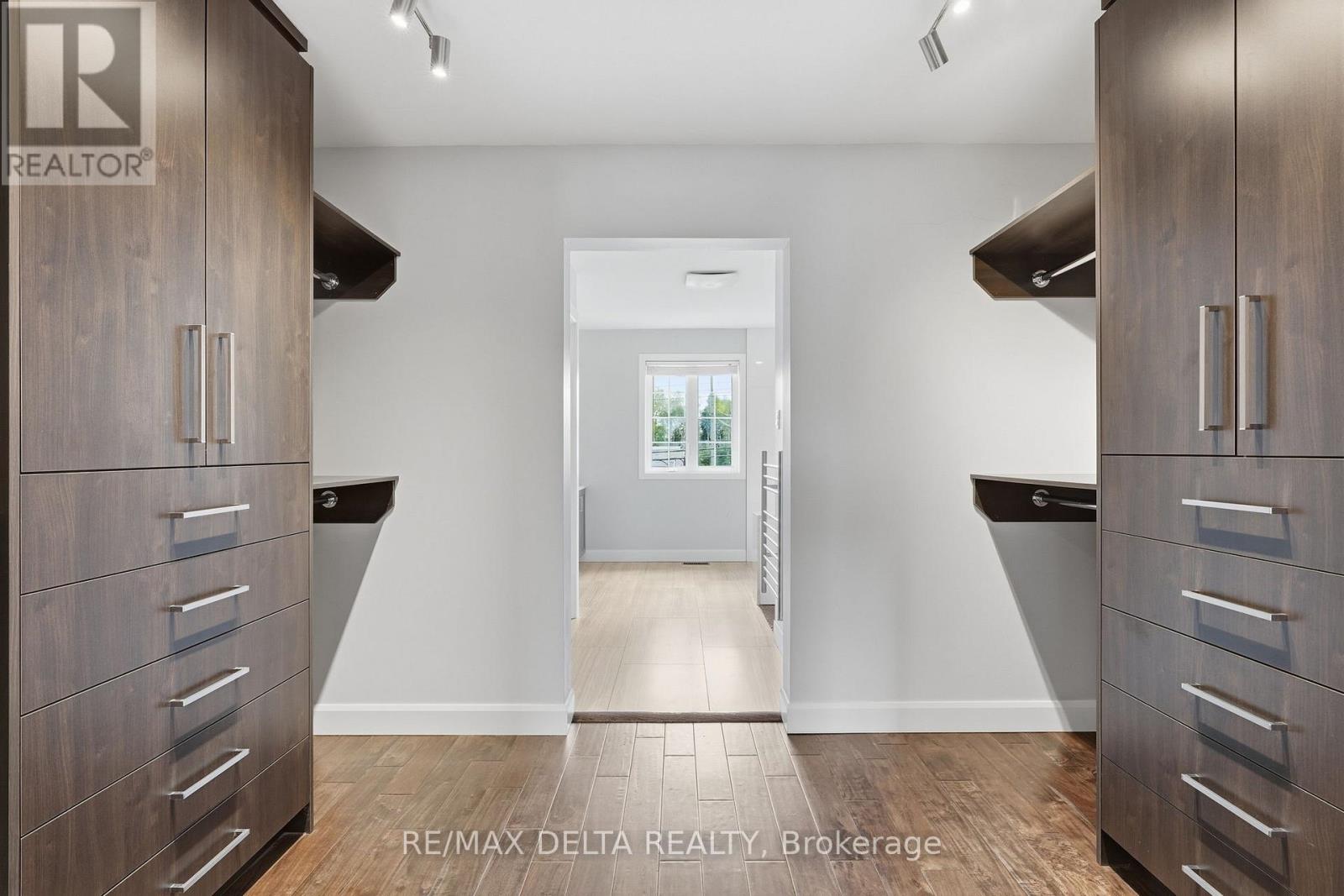 1791 QUEENSDALE AVENUE - 22