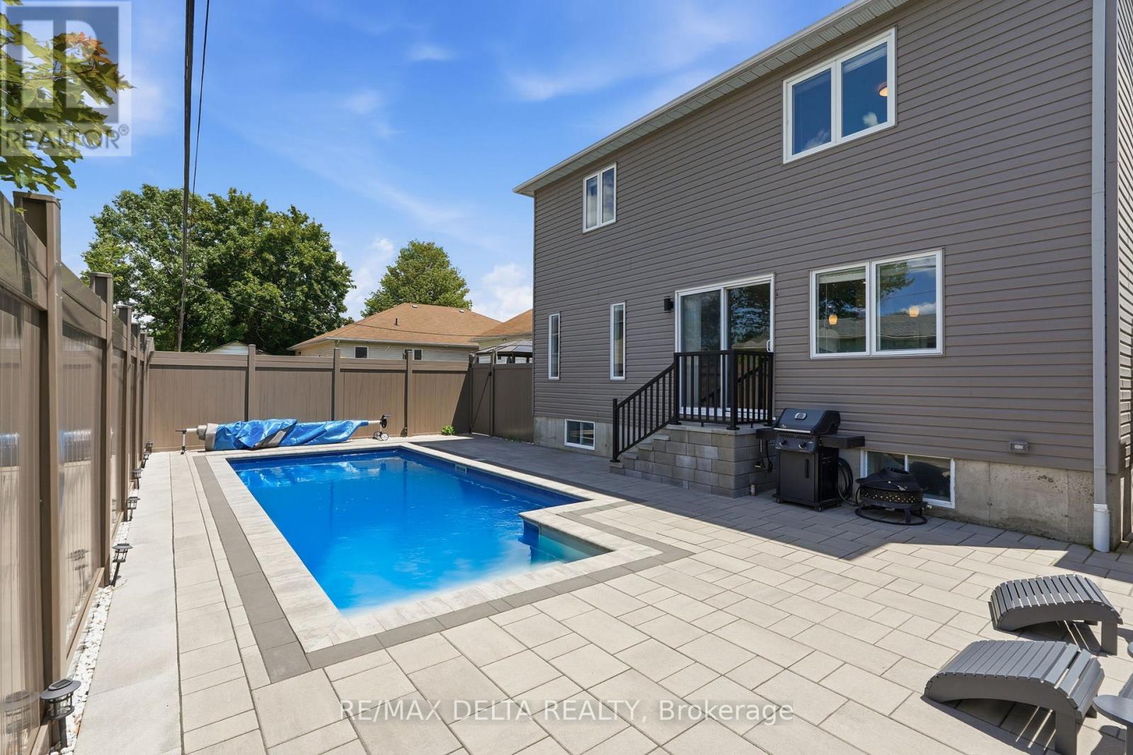 1791 QUEENSDALE AVENUE - 37