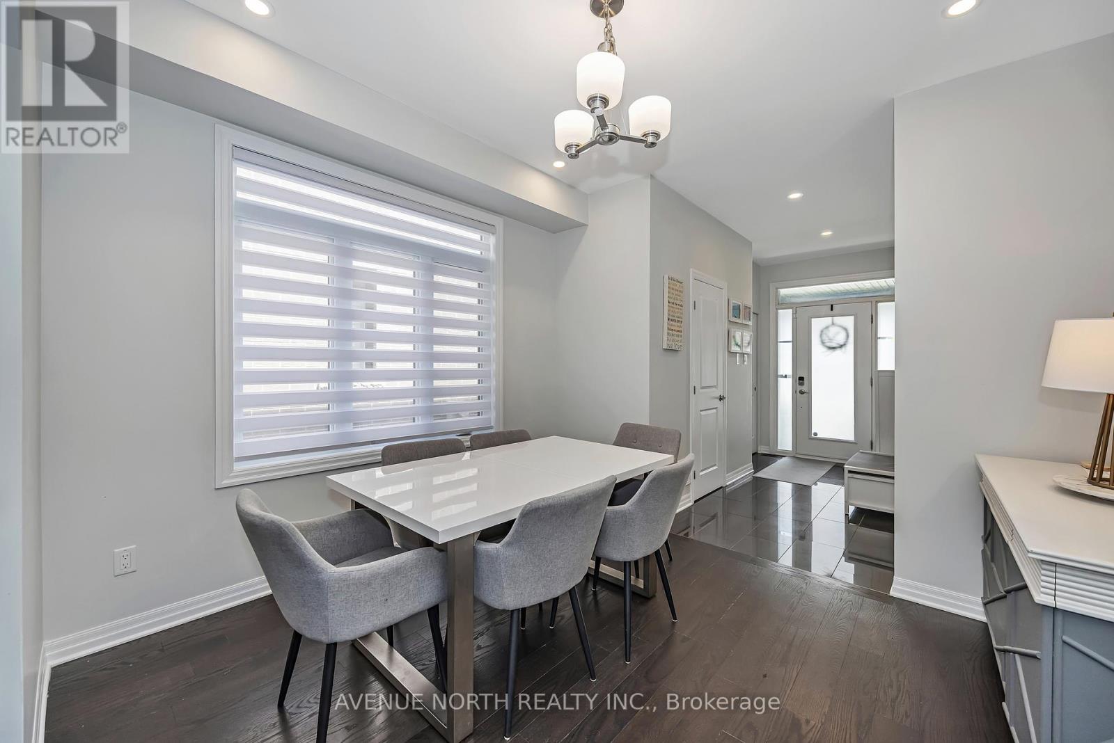 4 Bed, 4 Bath House for Sale in Ottawa – 323 LYSANDER PLACE, Ottawa – MLS# X13469938 - Image 8