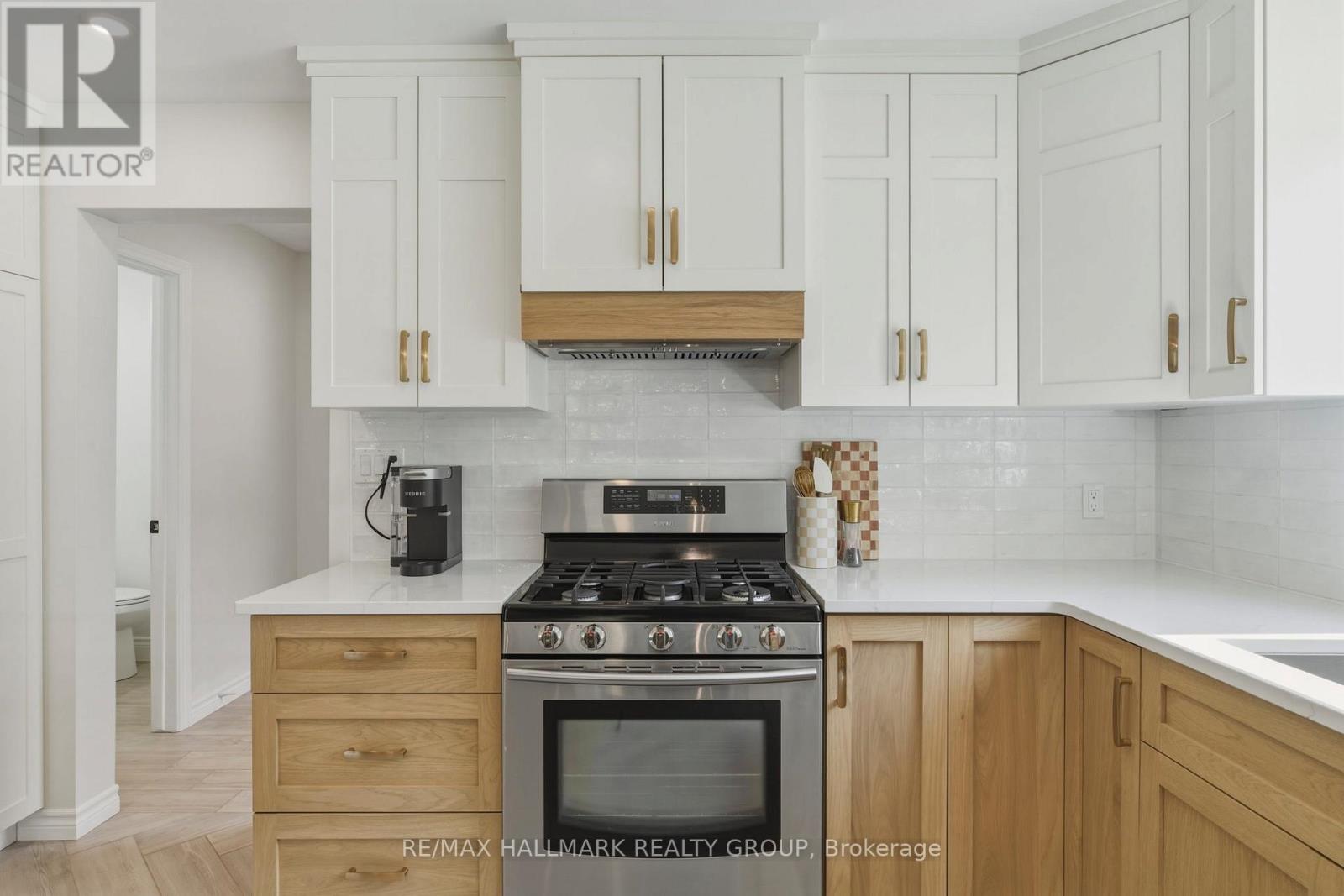 408 YOLE CRESCENT - 13