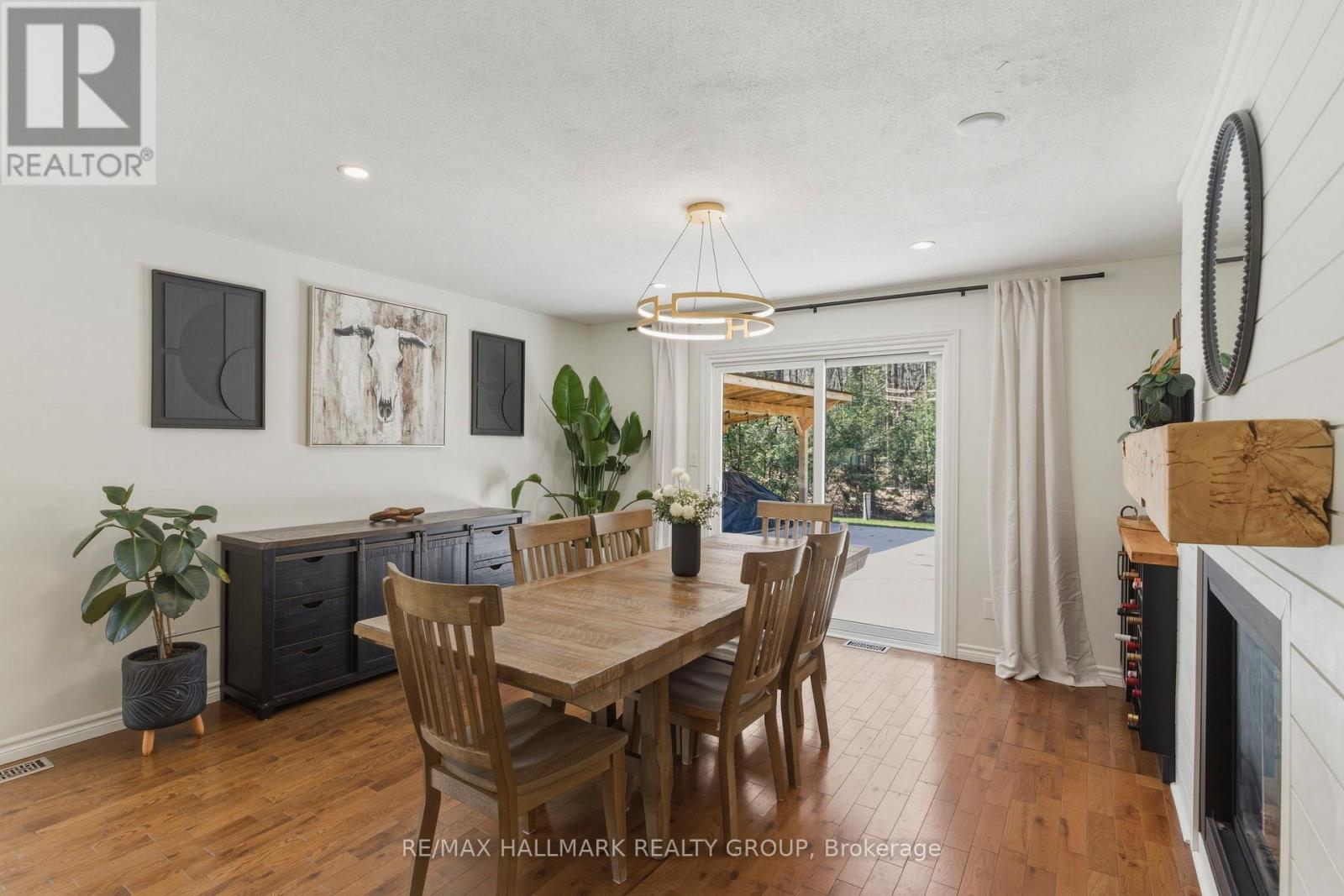 408 YOLE CRESCENT - 19