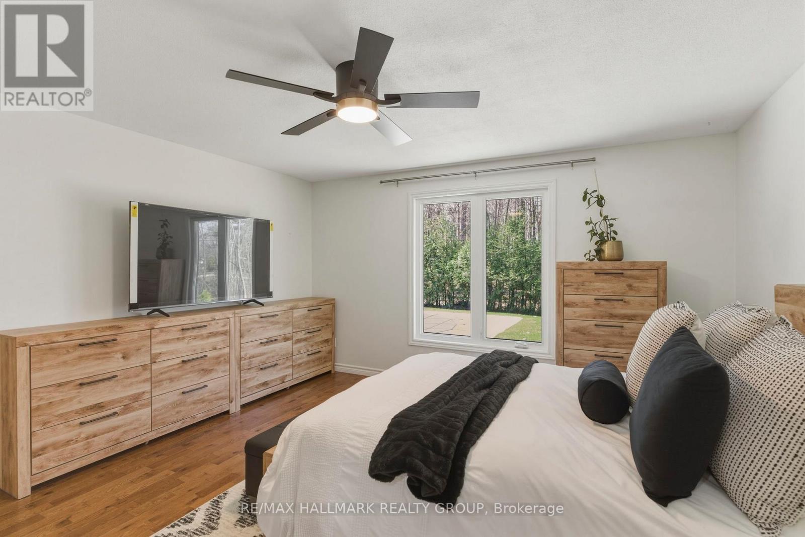 408 YOLE CRESCENT - 28
