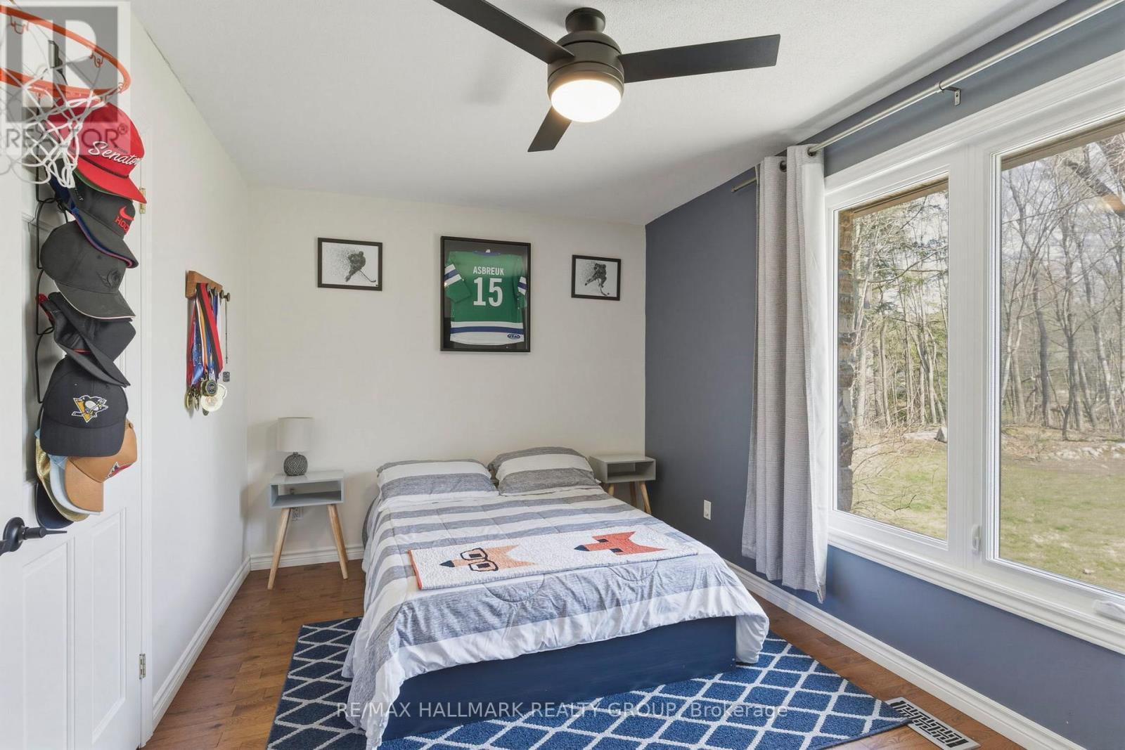 408 YOLE CRESCENT - 32