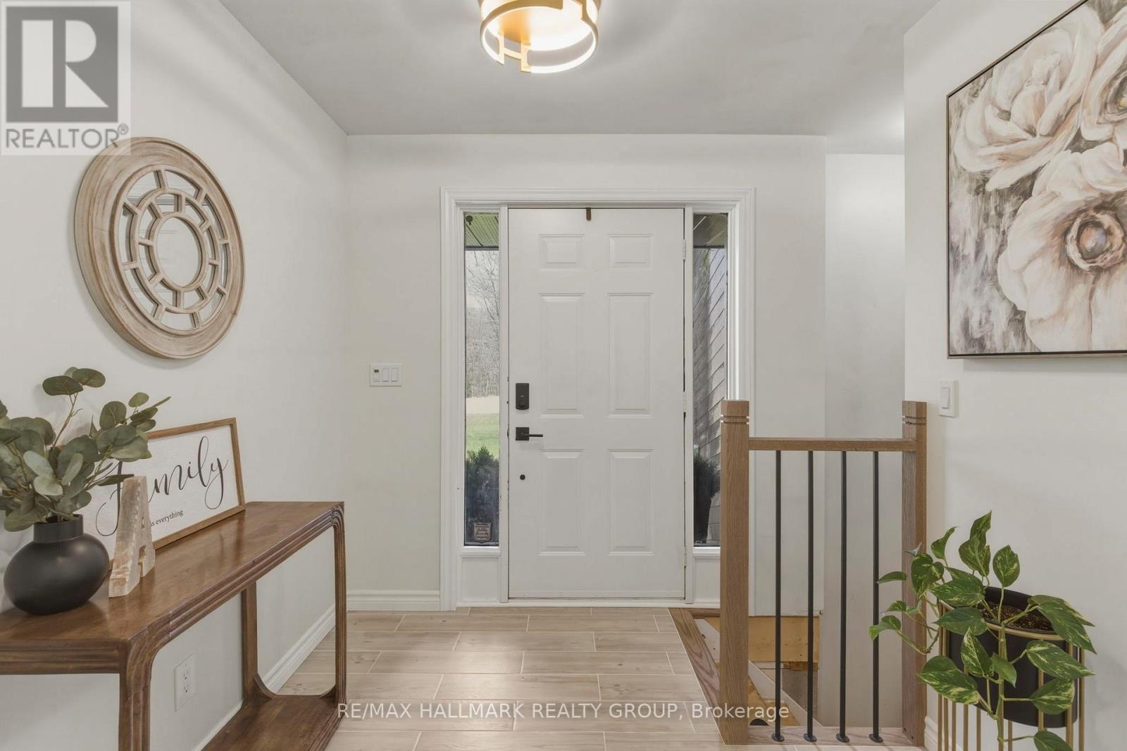 408 YOLE CRESCENT - 4
