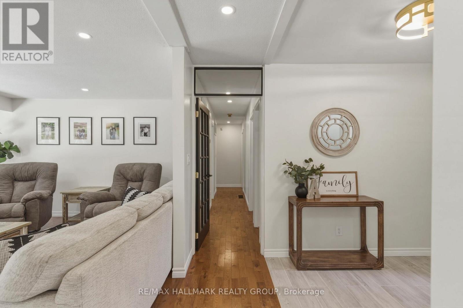 408 YOLE CRESCENT - 25