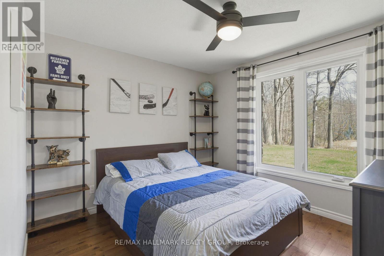408 YOLE CRESCENT - 30