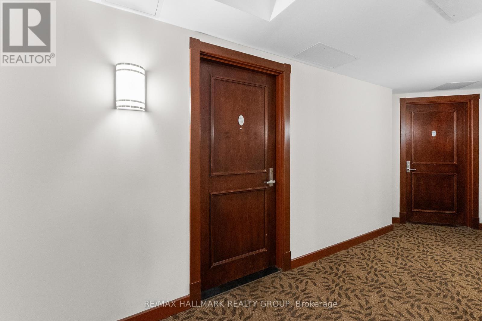 1 Bed, 1 Bath House for Sale in Ottawa – 1702 – 200 RIDEAU STREET, Ottawa – MLS# X13470002 - Image 10