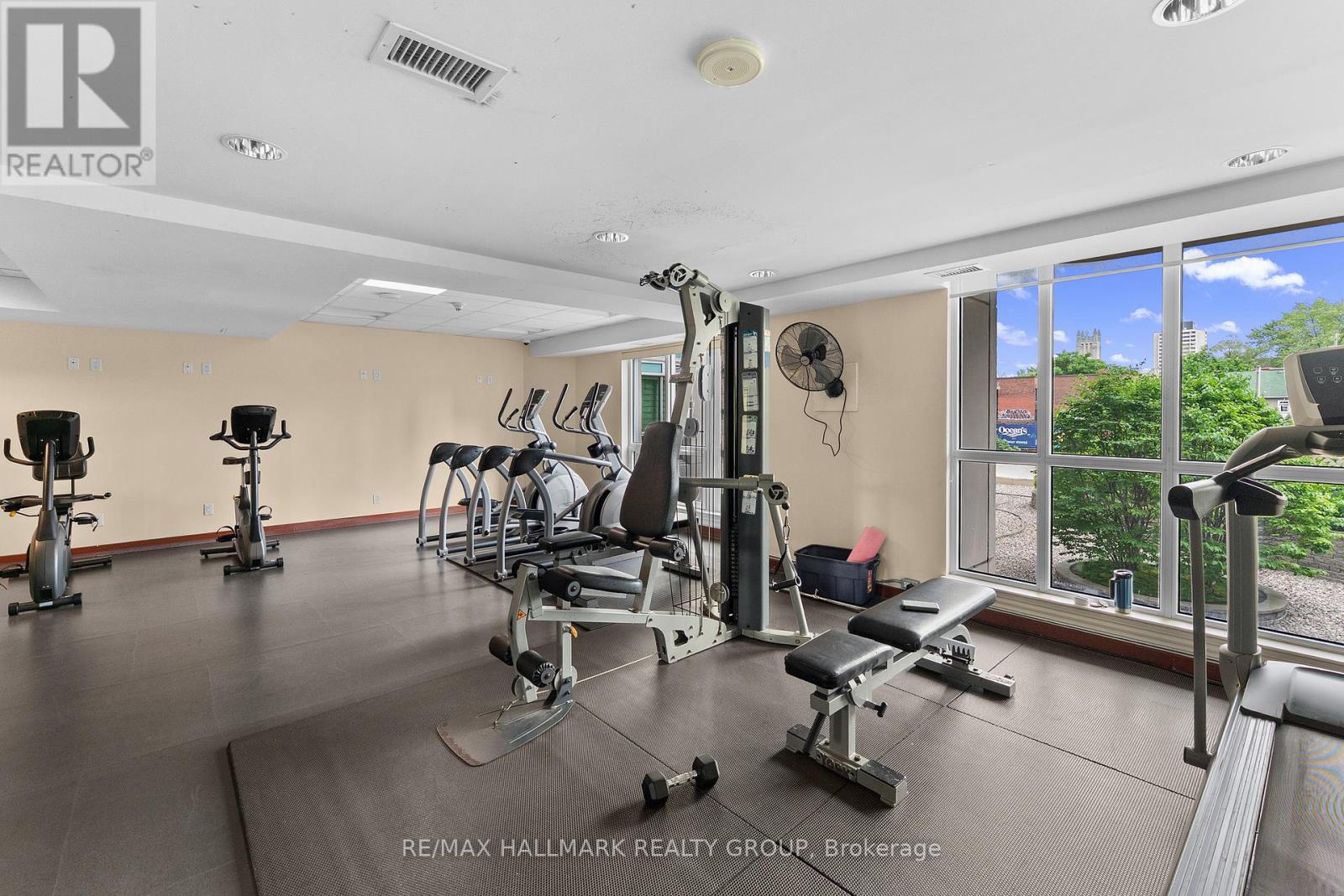 1 Bed, 1 Bath House for Sale in Ottawa – 1702 – 200 RIDEAU STREET, Ottawa – MLS# X13470002 - Image 39