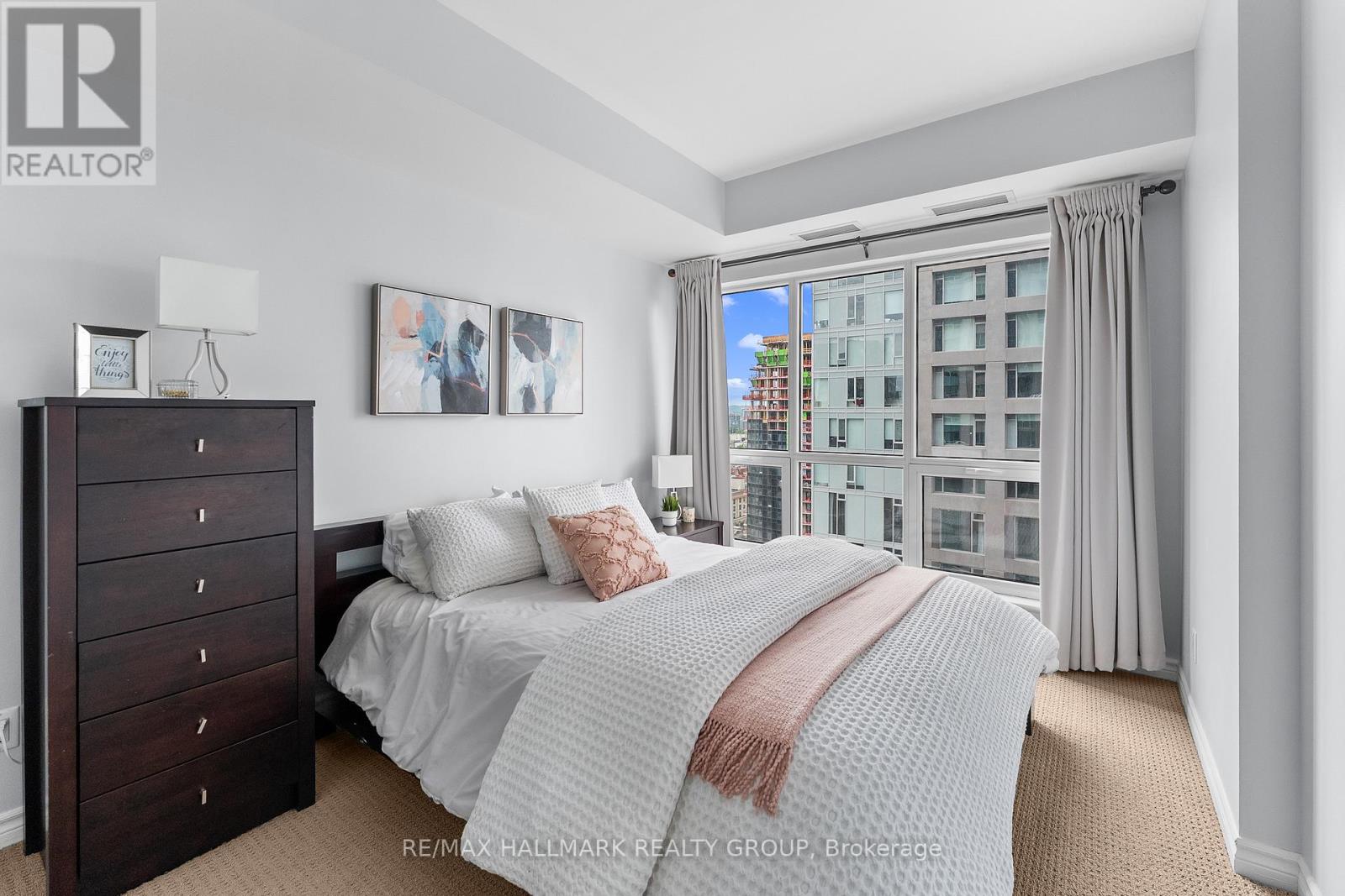 1 Bed, 1 Bath House for Sale in Ottawa – 1702 – 200 RIDEAU STREET, Ottawa – MLS# X13470002 - Image 32