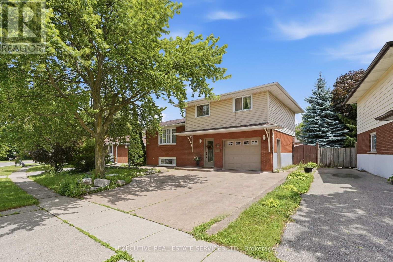 207 CHRISTOPHER DRIVE - 2