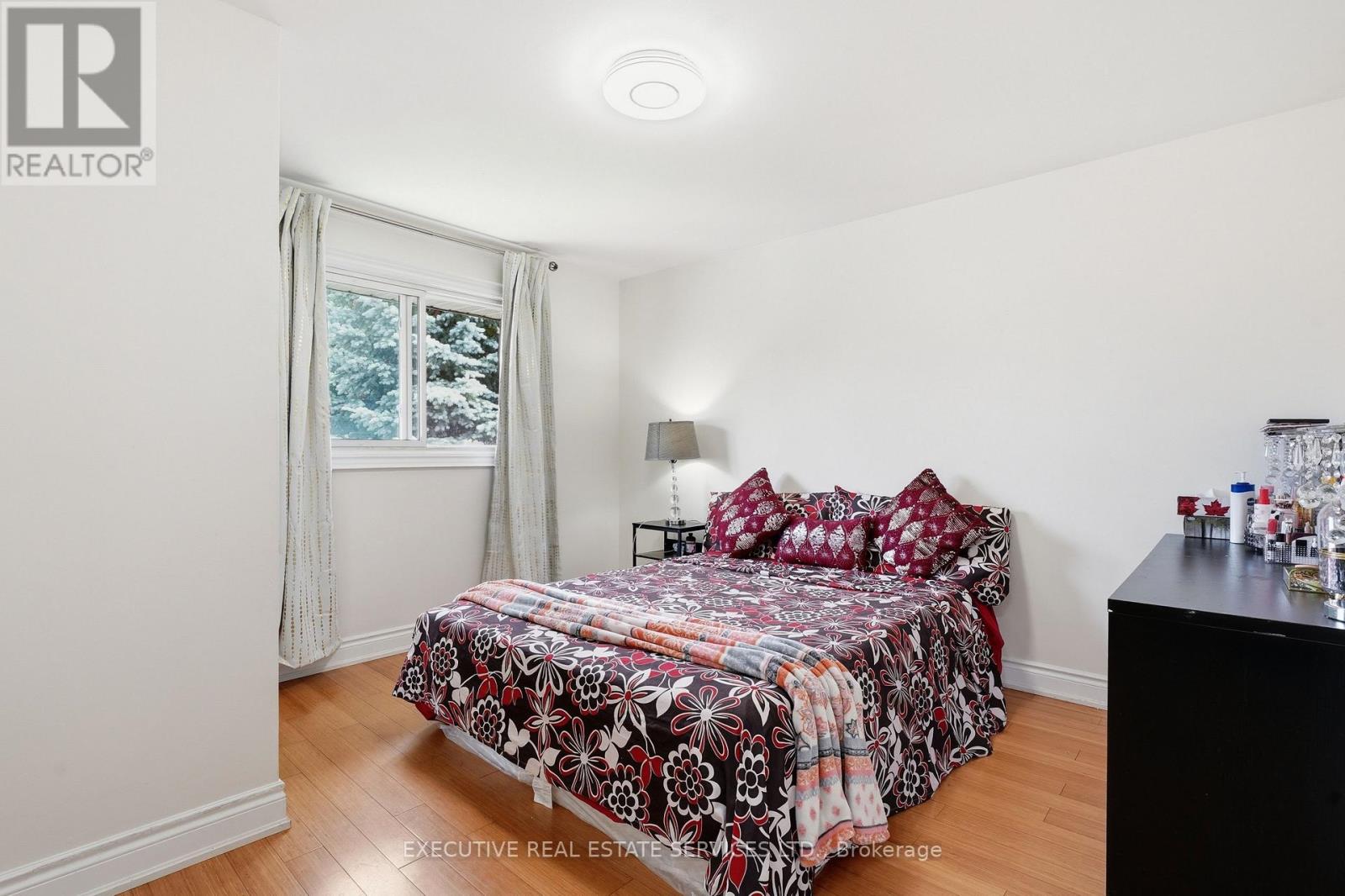 207 CHRISTOPHER DRIVE - 20