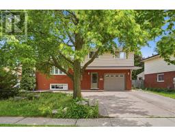 207 Christopher Drive, Cambridge, ON N1R4S6 Photo 14